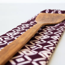 Load image into Gallery viewer, Olivewood Spatula