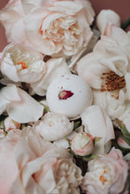 Load image into Gallery viewer, Flower Market | Rose