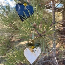 Load image into Gallery viewer, Heart Ankole Ornament