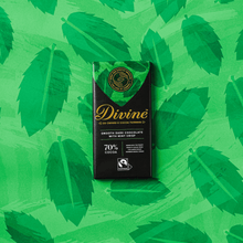 Load image into Gallery viewer, 70% Dark Chocolate with Mint Crisp Sharing Bar