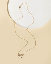 Load image into Gallery viewer, Golden Bow Necklace