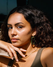 Load image into Gallery viewer, Priya Necklace