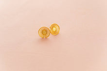 Load image into Gallery viewer, Golden Lily Pad
