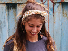 Load image into Gallery viewer, Wire Wrap Sari Headband
