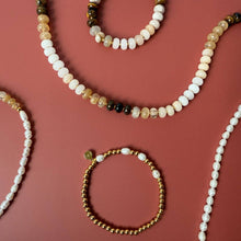Load image into Gallery viewer, Morse Code Pearl &amp; Gold Beaded Bracelet - STRENGTH
