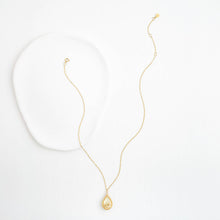 Load image into Gallery viewer, Bloom Necklace
