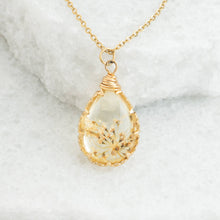 Load image into Gallery viewer, Bloom Necklace
