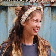 Load image into Gallery viewer, Wire Wrap Sari Headband
