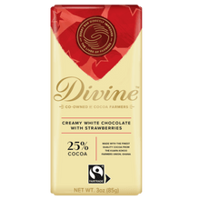 Load image into Gallery viewer, 25% White Chocolate with Strawberries Sharing Bar
