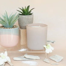 Load image into Gallery viewer, Worthy Candle: Sea Salt + Agave
