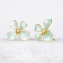 Load image into Gallery viewer, Hope in Bloom Flower Earrings in Mint
